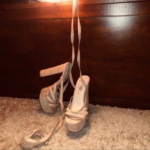 Lace up Block Platform Heel- dusty pink